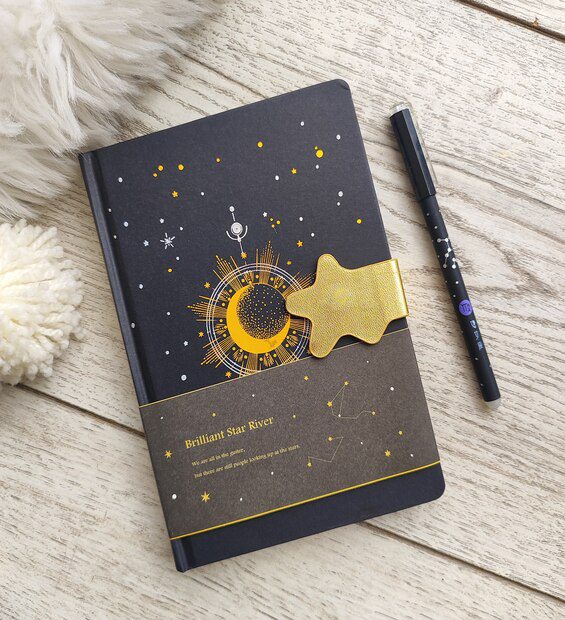 Libreta Negra Luna Grande